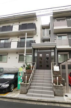 Ｖｅｌｆａｒｒｅ　彩　ｓｅｔａｇａｙａ 