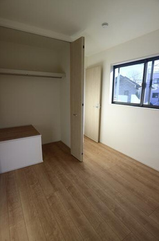 下井草戸建てＢ 