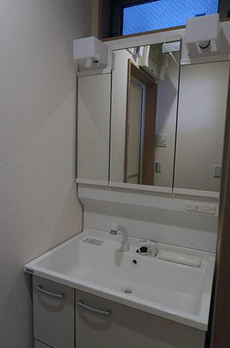 高松２２９貸家 