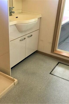 部屋番号：2階 