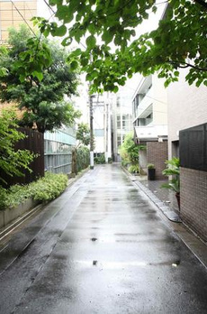 青山アレー 