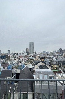 ＴＨＥ　ＤＥＮＳ　曙橋 