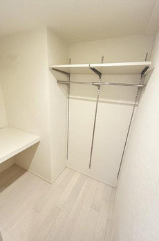 ピアース三軒茶屋レジデンス 
