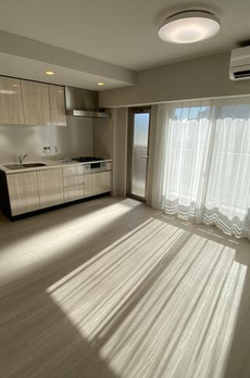 クレストコート町屋 