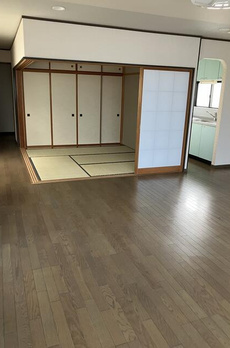 ミナミＢ 