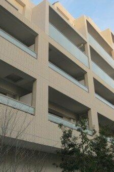 メゾンカルム市谷仲之町 