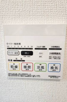 南千住５丁目戸建 