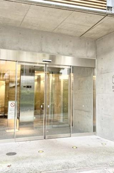 ＺＯＯＭ都庁前 