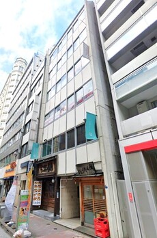 栄楽ビル 