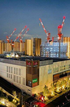 ＫＡＣＨＩＤＯＫＩ　ＴＨＥ　ＴＯＷＥＲ 