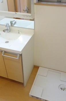 中野区本町３丁目戸建 