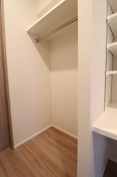 ラティエラ四谷 
