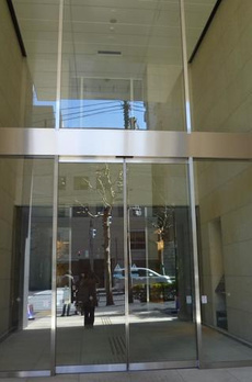 ＴＨＥ　ＣＥＮＴＥＲ　ＴＯＫＹＯ 