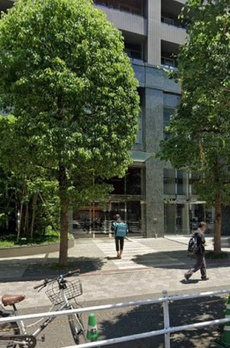 ファーストリアルタワー新宿 