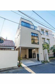 港区青山７丁目戸建て 