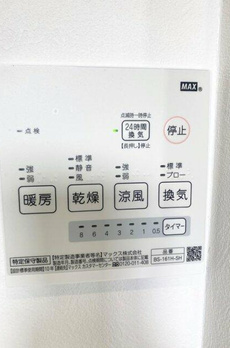 弦巻戸建 