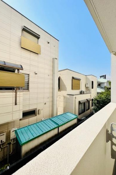 Ｂｒｉｌｌｉａ　ｉｓｔ　西麻布霞町 