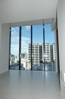 部屋番号：１４０９ 