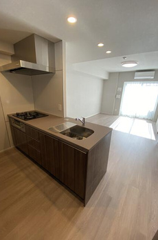 クレストコート町屋 