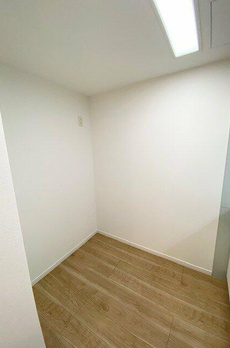 プライムアーバン市谷仲之町 