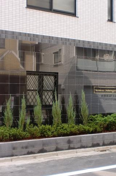 Ｒｅｓｉｄｅｎｃｅ　Ｎａｋａｍｅｇｕｒｏ 