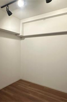 ＺＯＯＭ新宿御苑前 