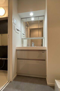 部屋番号：１３０３ 