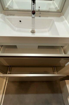 部屋番号：１３０３ 