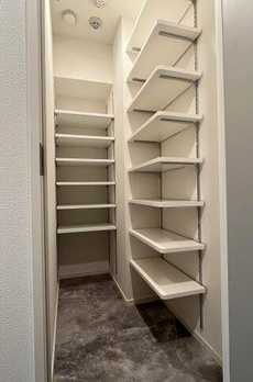 部屋番号：１３０３ 