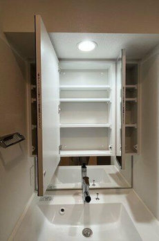 部屋番号：１３０３ 
