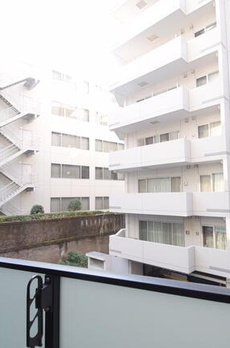 ＴＨＥ　ＣＯＮＯＥ一番町 