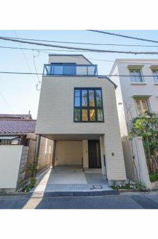 港区青山７丁目戸建て 