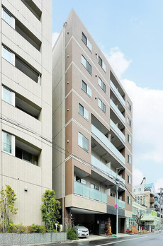 Ｌｉｖｅ　Ｃａｓａ　両国北斎通り 