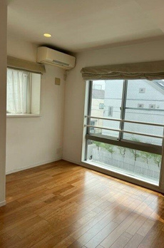 下馬６丁目戸建 