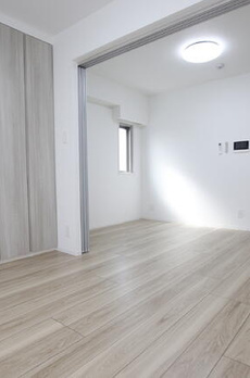 Ｒｅｖｅ　Ｃｉｔｙ　Ｓｅｎｄａｇａｙａ 