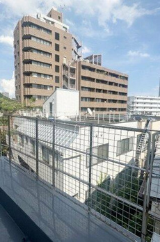 南青山４丁目戸建 