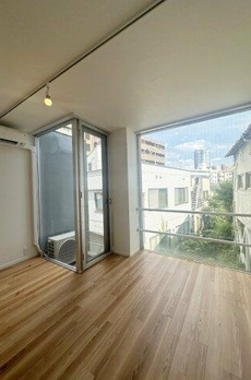 南青山４丁目戸建 