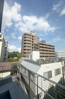 南青山４丁目戸建 