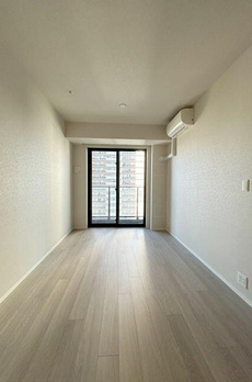 ＭＩＤ　ＴＯＷＥＲ　ＧＲＡＮＤ 