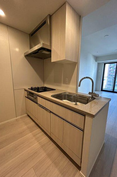 ＭＩＤ　ＴＯＷＥＲ　ＧＲＡＮＤ 
