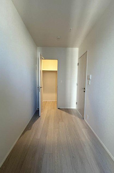 ＭＩＤ　ＴＯＷＥＲ　ＧＲＡＮＤ 