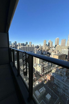 ＭＩＤ　ＴＯＷＥＲ　ＧＲＡＮＤ 