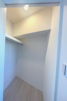 クレイラ西早稲田 