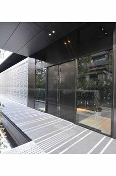 ＴＨＥ　ＲＯＰＰＯＮＧＩ　ＴＯＫＹＯ　　ＣＬＵＢ　ＲＥＳＩＤＥＮＣＥ 
