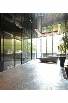 ＴＨＥ　ＲＯＰＰＯＮＧＩ　ＴＯＫＹＯ　　ＣＬＵＢ　ＲＥＳＩＤＥＮＣＥ 