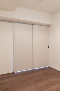コート元代々木町 
