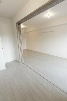 ＲＥＳＩＤＥＮＣＥ　ＫＯＥＮＪＩ 