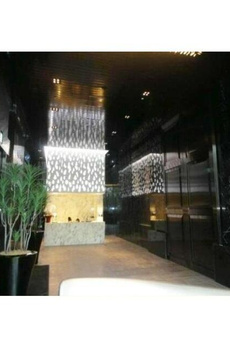 ＴＨＥ　ＲＯＰＰＯＮＧＩ　ＴＯＫＹＯ　ＣＬＵＢ　ＲＥＳＩＤＥＮＣＥ 