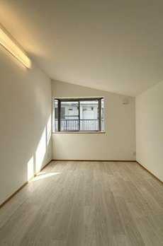 矢来町戸建 