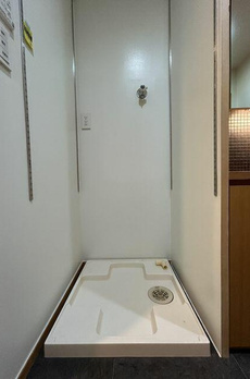 矢来町戸建 